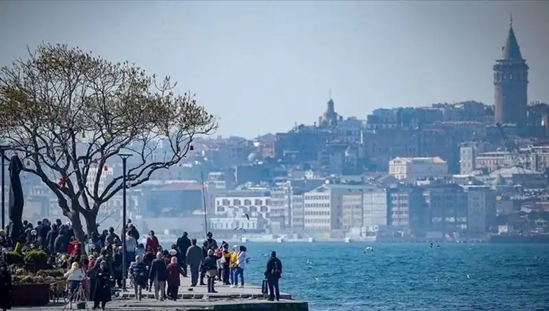 Bahar Nipponu İstanbul'u Saracak: Hafta Sonu Sıcak Hava Geliyor!