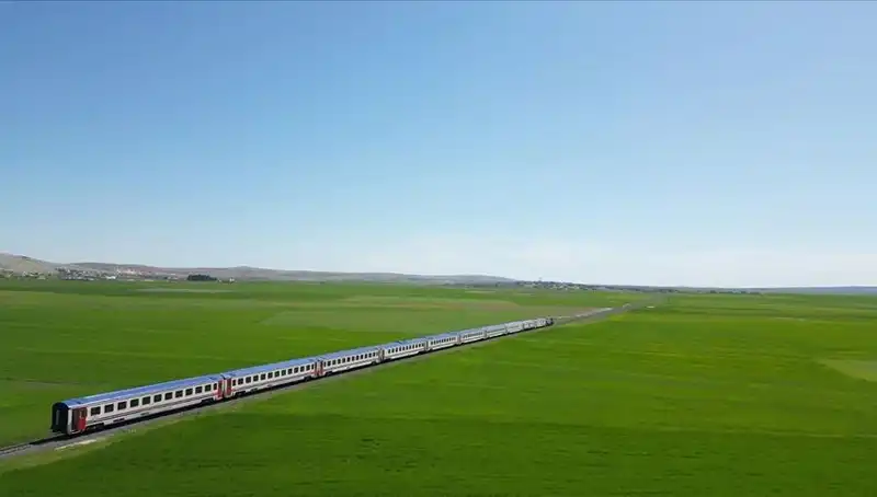 Diyarbakır Ekspresi’nin İlk Durağı: Malatya’ya Yeni Bir Seyahat Hattı