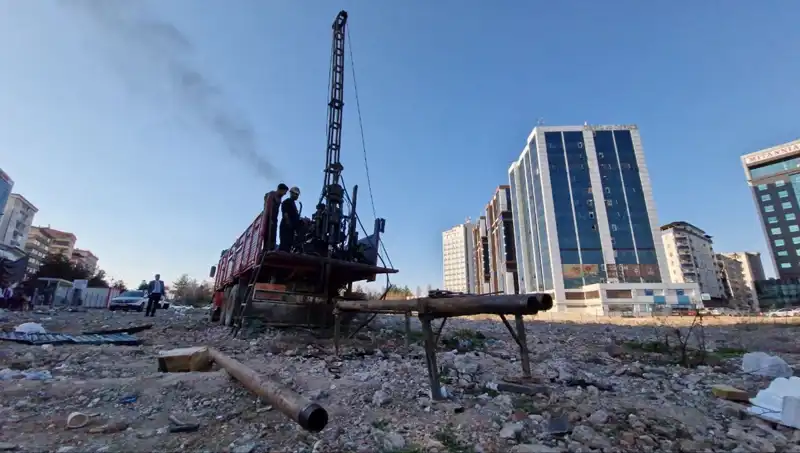 Galeria Sitesi’nde İlk Kazma Vuruldu: 89 Kişinin Mezarı Olmuştu