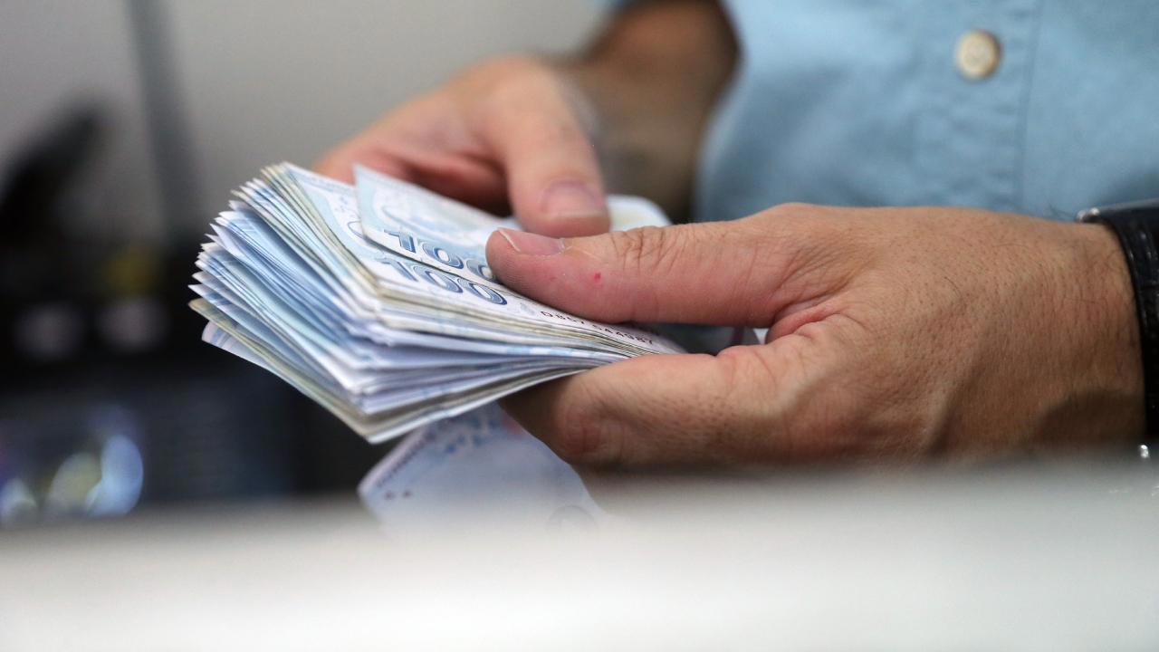 Emekli maaşlarına zam yapıldı