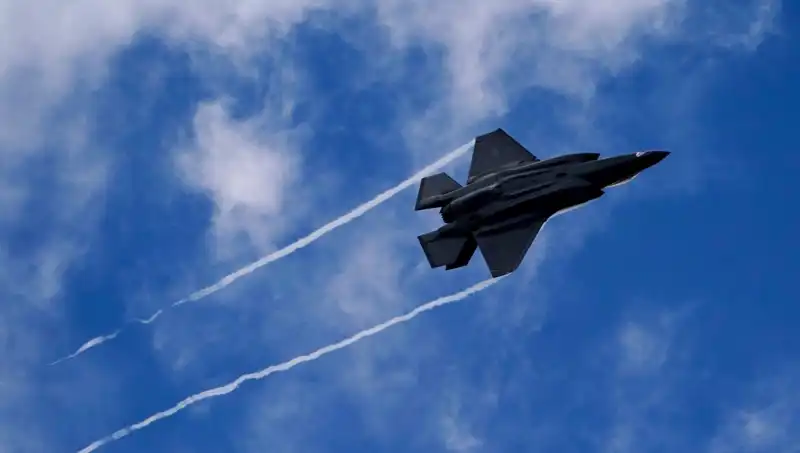 Atina'da Türkiye Endişesi: F-35 Sinyalleri Karışık mı?