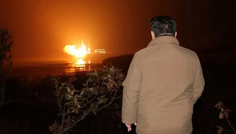 Kuzey Kore Silahlarının Tüm Faturası Kimlere Ait? Amerikalıların Rolü Açığa Çıktı!