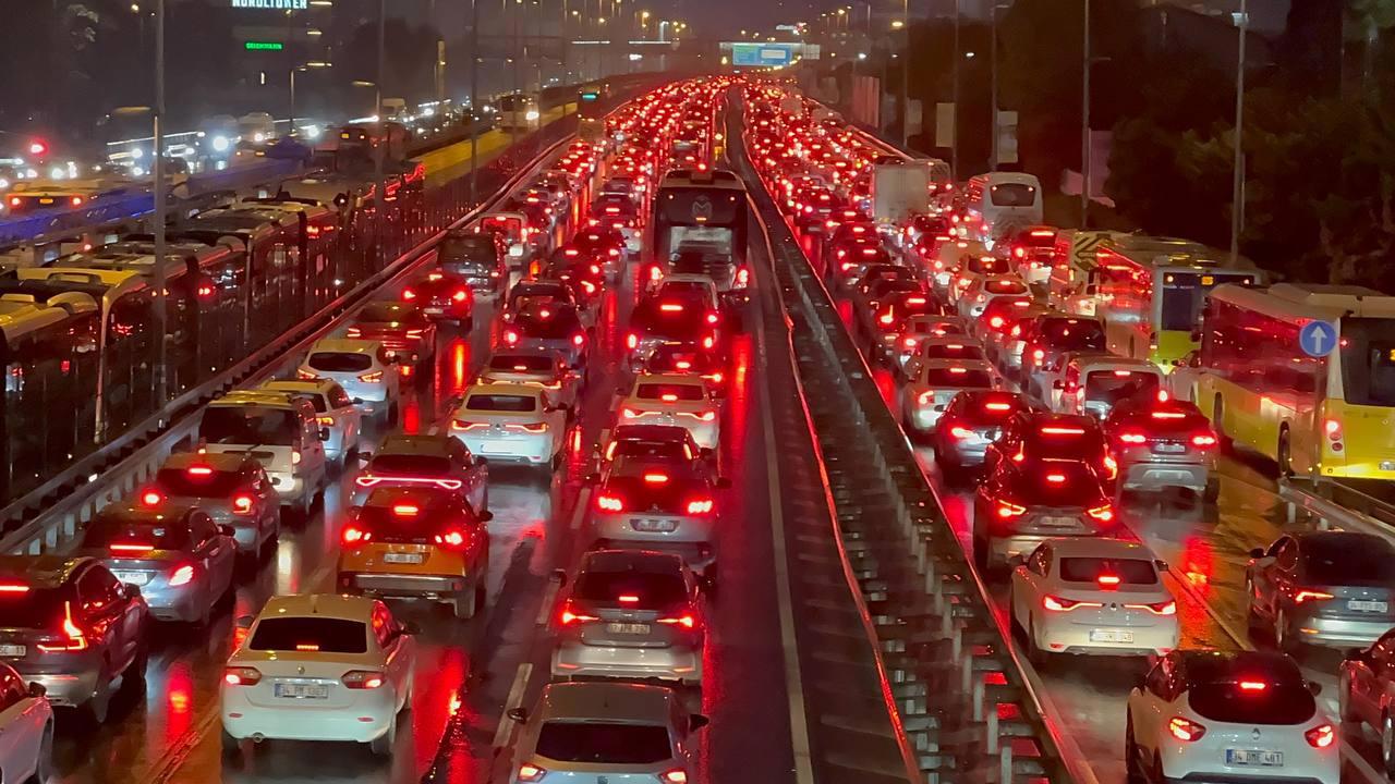 2025 Yılında Uygulanacak Trafik Cezaları Açıklandı