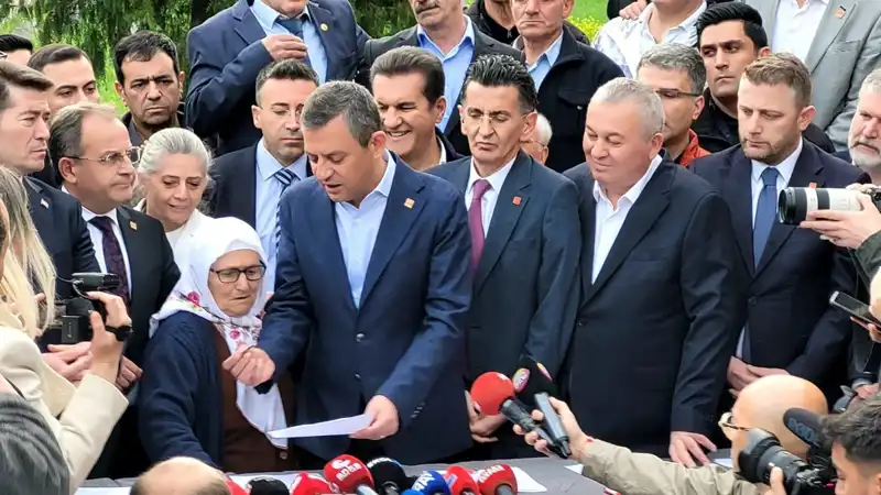 CHP, Ekrem İmamoğlu İçin Yeni Bir İmza Kampanyası Başlattı!