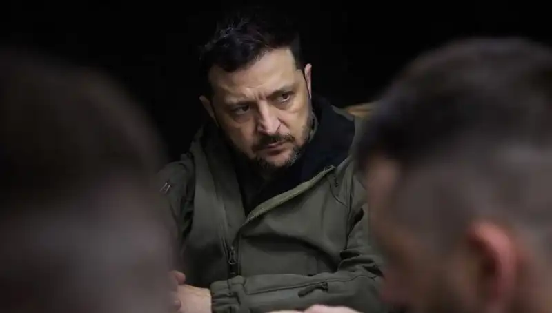 Zelenski: Rusya, Kuzey Kore Yapımı Füze Kullandı mı? İşte Detaylar!