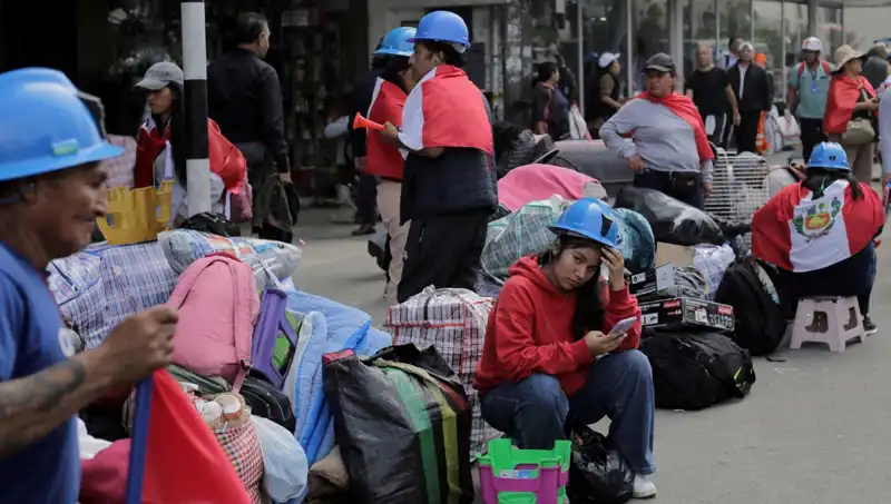 Peru'daki Madenciler Sokakları Kapladı: Geçim Mücadelesi ve Talepler