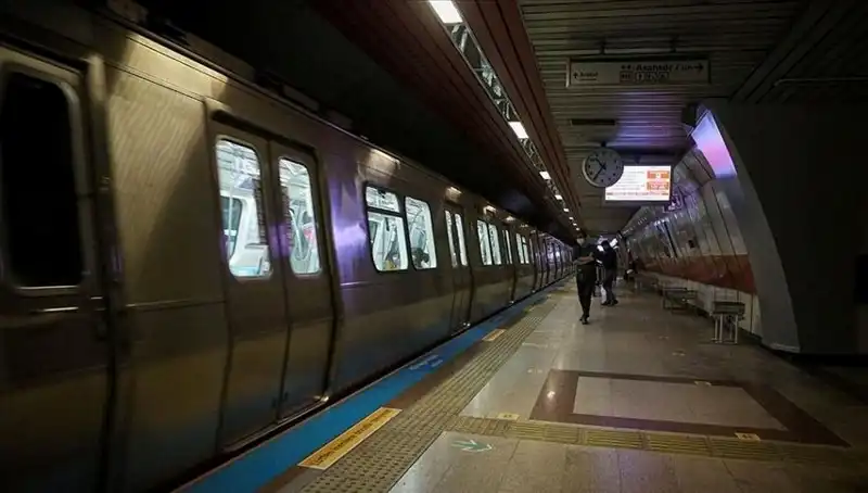 İstanbul'da Eylem Yasağında 3. Gün: Metrolar Hangi Saatlerde Kapalı?