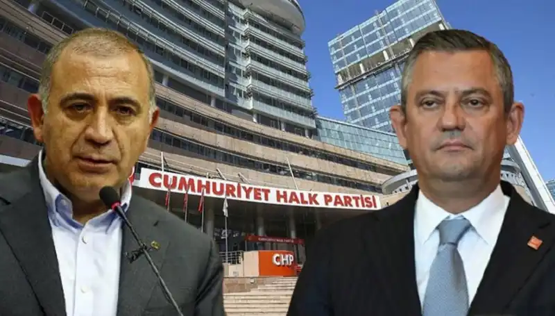 CHP Kuruluş Töreni: Tekin, Özgür Özel'i Büyük Bir Merakla Bekliyor