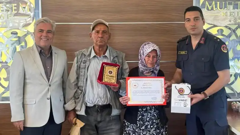Tek Evsiz, Tek Varlık: Jandarmaya Bağışlanan Duygulandıran Ev