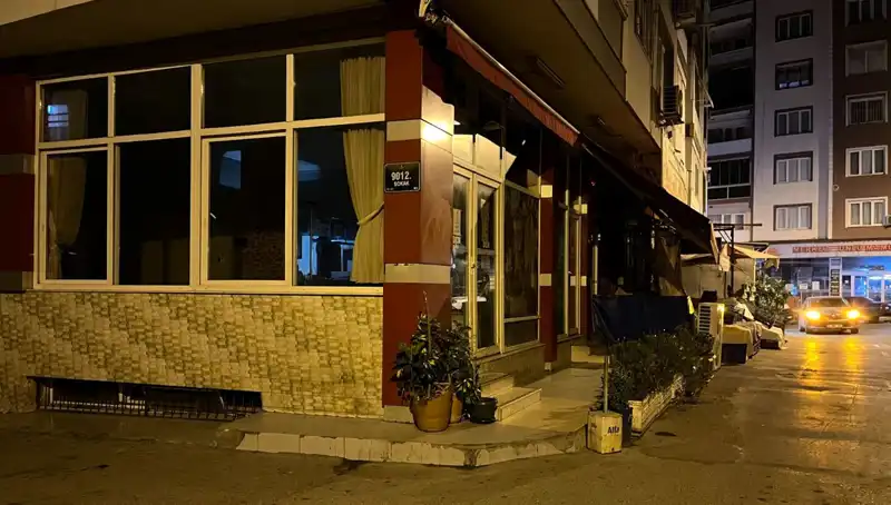İzmir'de Kahvehane İstilasına Neden Olan Silahlı Saldırı: Bir Ölü
