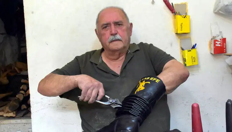 64 Yıldır Ustalık Sırrı: Tireli Hasan Usta’nın Eşsiz Emeği