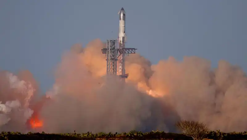 SpaceX’in Starship Roketi, 8. Uçuş Testinde Neleri Başardı?