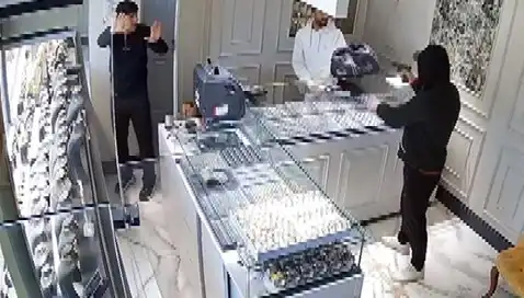 Bursa'da Kuyumcu Soygunu: Korku Dolu Anların Ayrıntıları