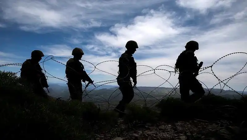 Türkiye’de Düzensiz Göçmen Üzerine Operasyon: İki İlde 32 Yakalama