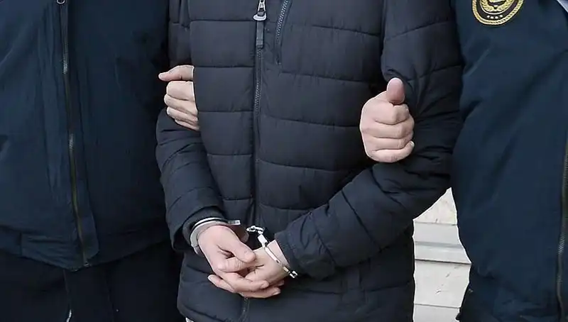 Samsun'da Aranan Hükümlü, Hırsızlık ve Silahlı Tehditle Yakalandı