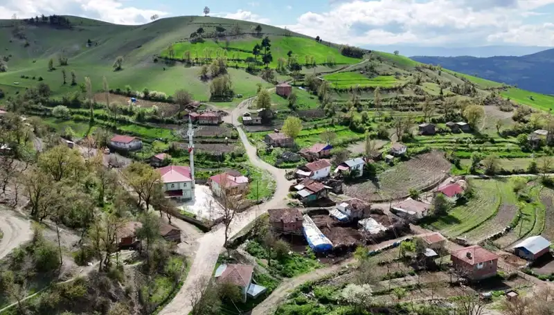 Türkiye'deki Gizemli Mahallede Çoğu Bebek Sağır ve Dilsiz Doğuyor