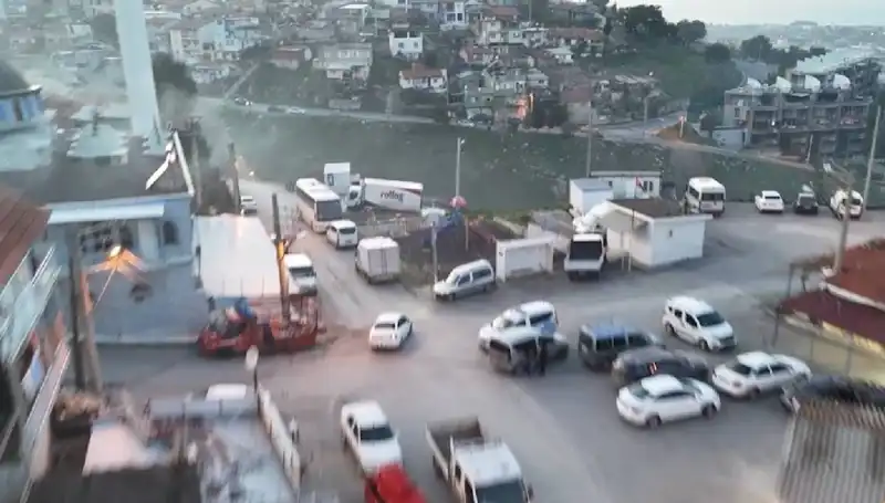 İzmir'de Şok Operasyon: 99 Farklı Noktada 133 Gözaltı