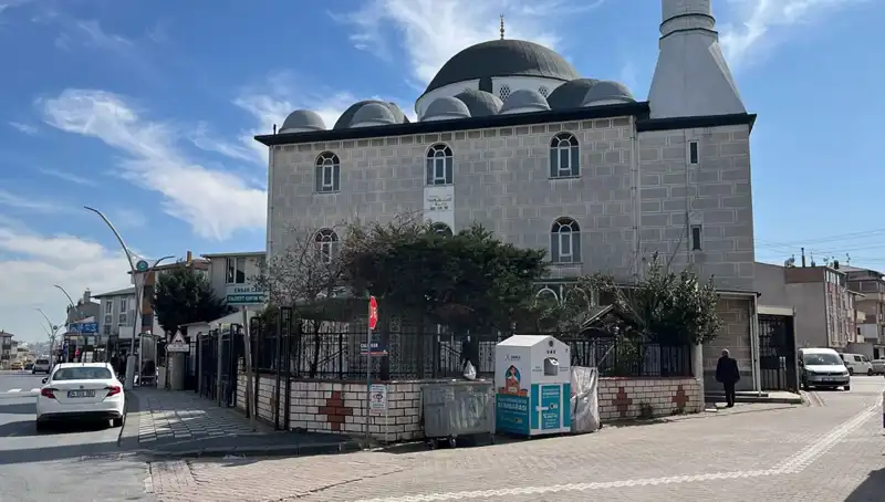 Cami Tuvaletinde Bulunan Adamın Gizemi Çözülüyor