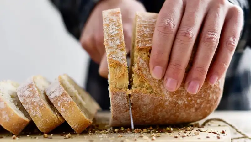 Kızarmış Ekmek mi, Taze Ekmek mi? Sağlıklı Tercih Hangisi?