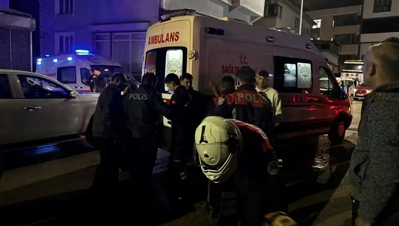 Damat Kayınvalidesini Bıçakladı, Olay Yeri Kaçışla Dolu!