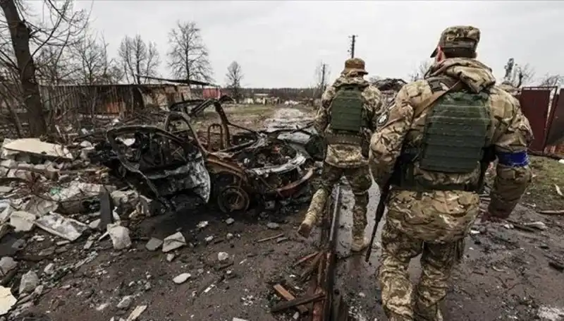 Rusya, Luhansk'ta Stratejik Zaferle Tam Kontrolü Ele Geçirdi