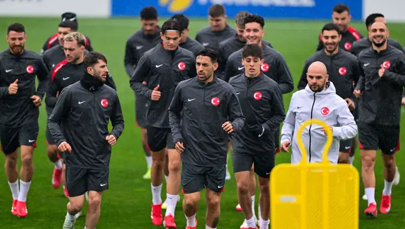 Milli Takımın Hazırlıkları Başladı, İki Oyuncu Ağrılarıyla Gündemde
