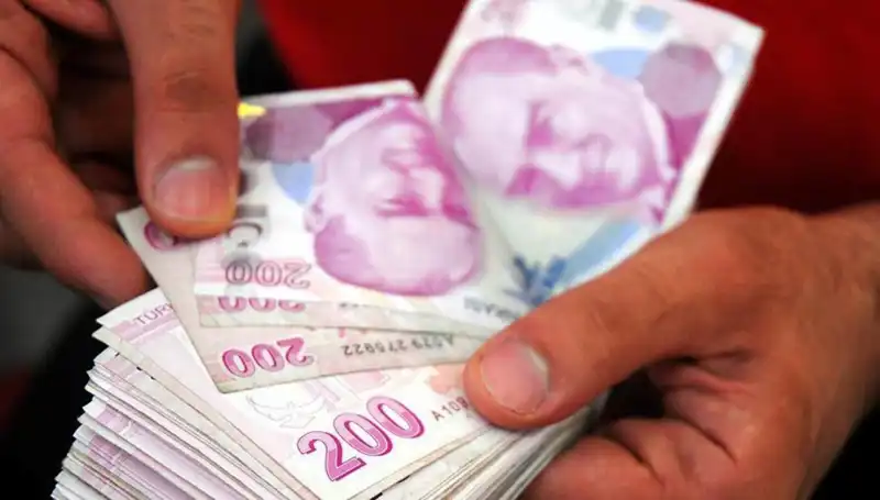 Emeklilere 1000 TL Bayram İkramiyesi Ne Zaman Ödenecek?