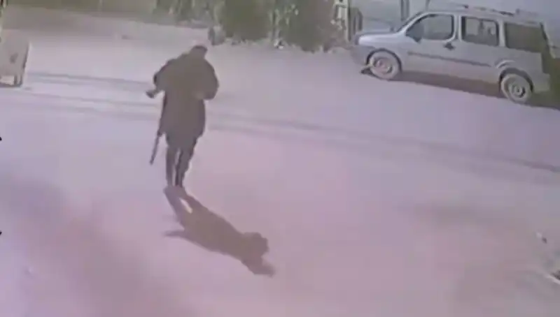 Mertcan Cinayetinde Şok Gelişme: Zanlı Av Tüfeğiyle Kameralara Yakalandı