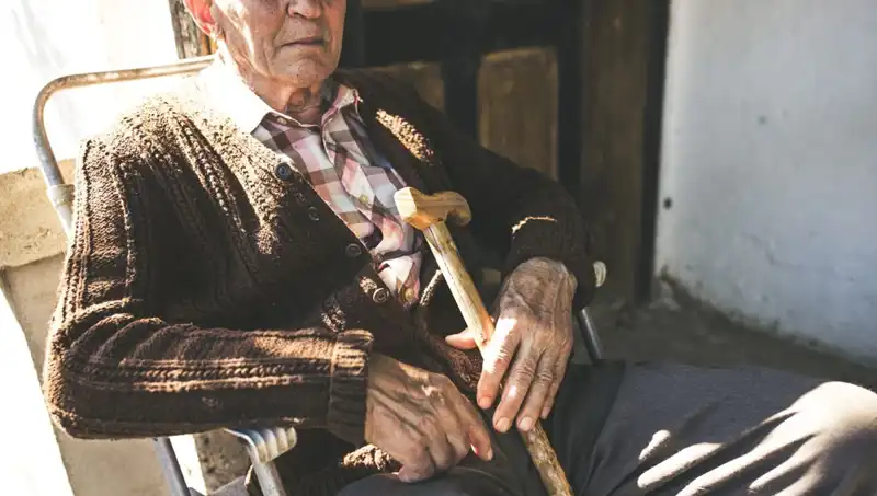 Yalnızlık ve İlgisizlik: Yaşlılarda Depresyonun Artan Tehlikesi