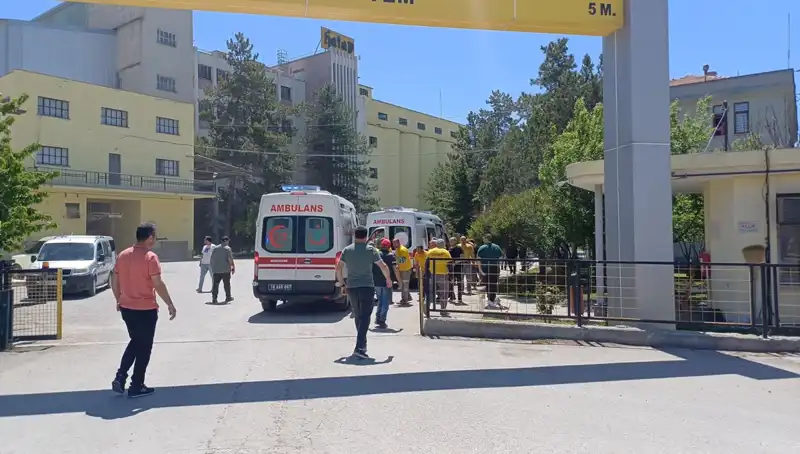 Çorum'daki Un Fabrikasında Şok Patlama: 10 Yaralıdan Biri Ağır