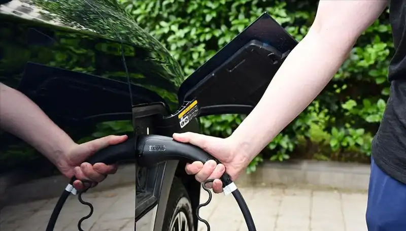 ABD'nin Elektrikli Araç Üreticilerine Gümrük Vergisi Hamlesi Şaşırttı!