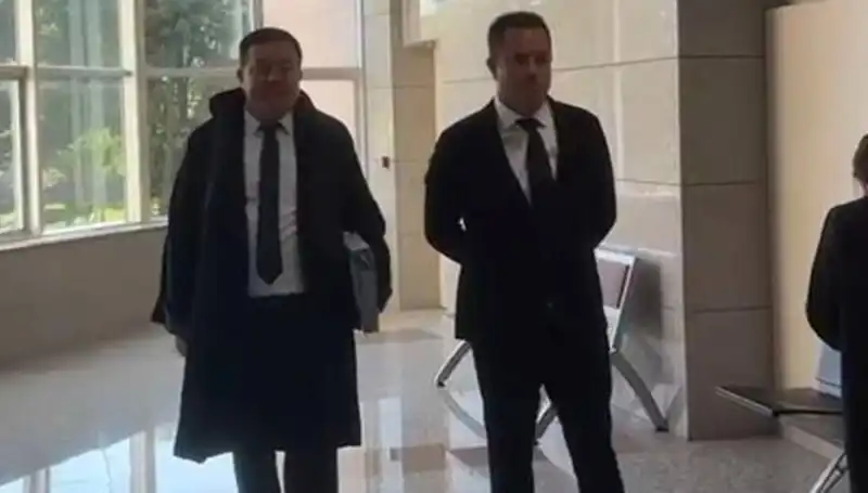 Acun Ilıcalı'nın Yasa Dışı Bahis İddiaları: Mahkeme Süreci Başladı