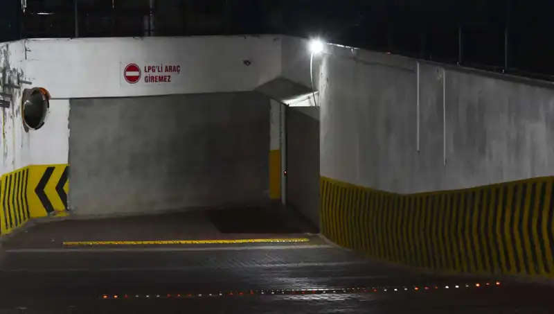 Sitedeki Husumet, Kanlı Bir Cinayete Dönüşünce Tüm Mahalleyi Şoke Etti