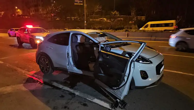 Bayrampaşa'da Zincirleme Trafik Kazası: 2 Kişi Hayatını Kaybetti, 4 Yaralı